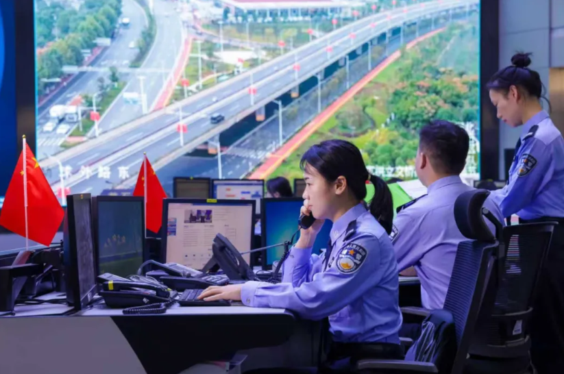 听见“她”力量——解码湖北女警声音里的硬核与柔情 